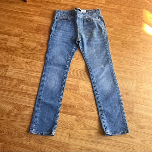 Old Navy Light Blue Girl Skinny Jeans - Picture 2 of 4